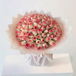 Glamazon Beauty _ 101 pink Petals Ros Bouquet