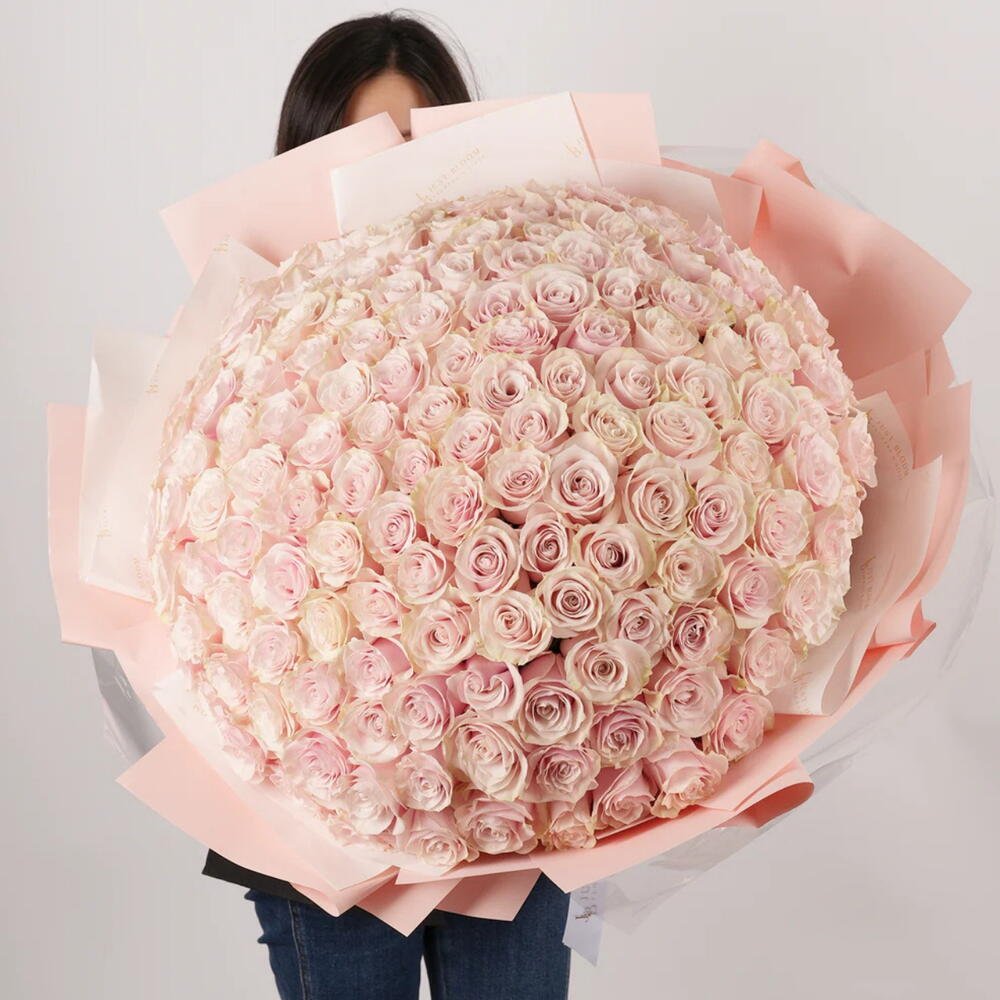 Valentina- Premium 101 Pink Rose Bouquet