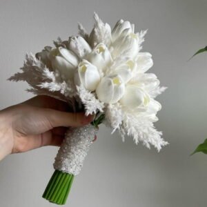 The Winter Wedding Bouquet