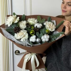 White Ruffled _ Christmas Luxury Bouquet